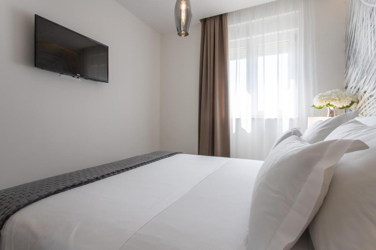 Apartments Taratta 1 Trogir Ngoại thất bức ảnh
