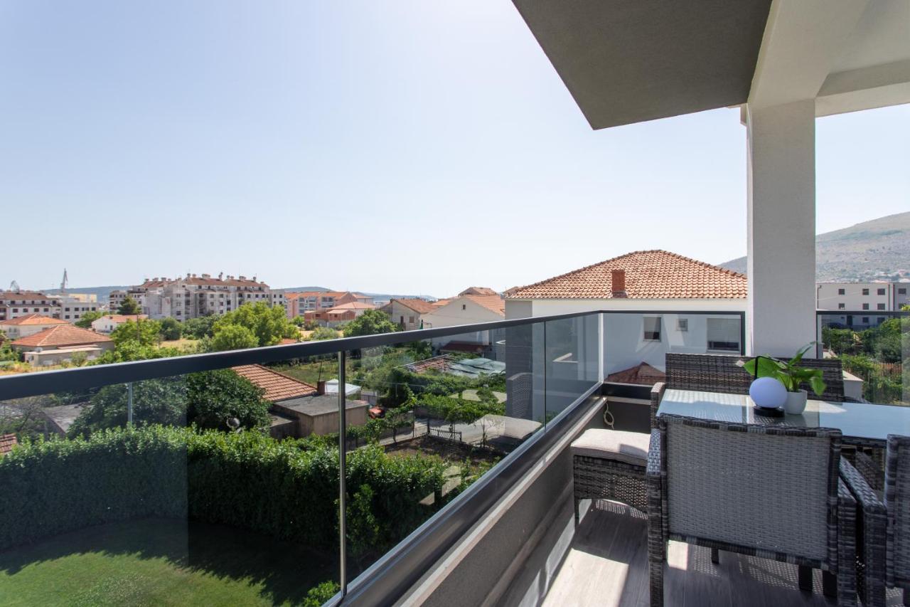Apartments Taratta 1 Trogir Ngoại thất bức ảnh