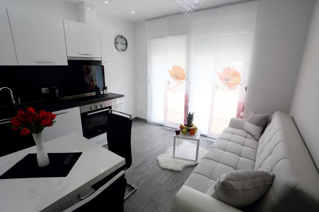 Apartments Taratta 1 Trogir Ngoại thất bức ảnh