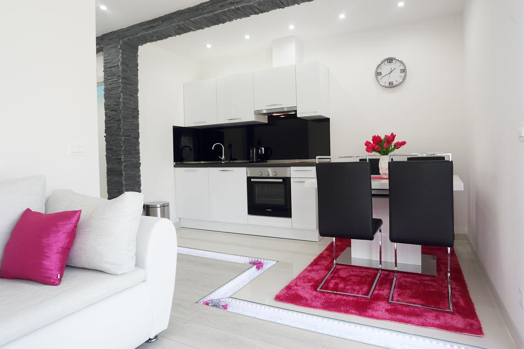 Apartments Taratta 1 Trogir Ngoại thất bức ảnh