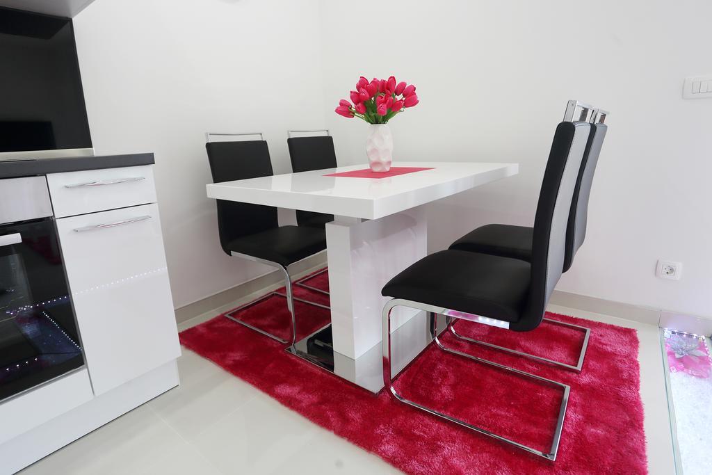 Apartments Taratta 1 Trogir Ngoại thất bức ảnh