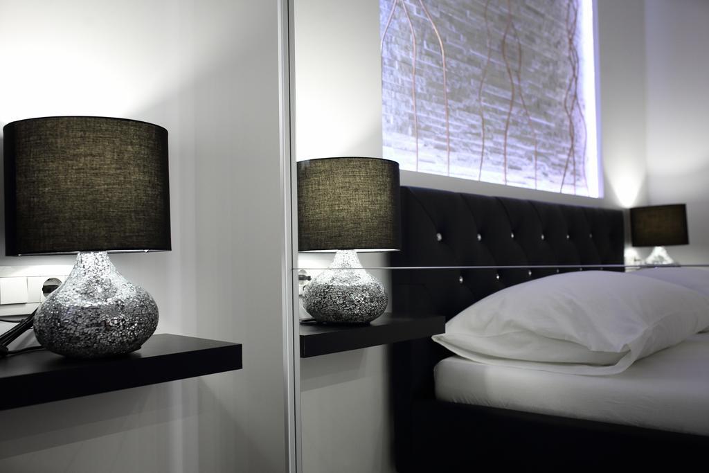 Apartments Taratta 1 Trogir Ngoại thất bức ảnh